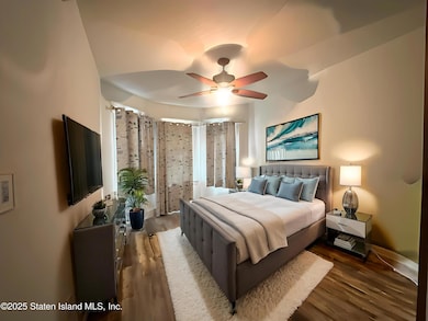 79 Cloister Place, Staten Island, NY 10306 - photo 4