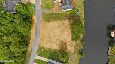 5710 Gondolier Dr, Fairfield Harbour, NC 28560 - photo 2