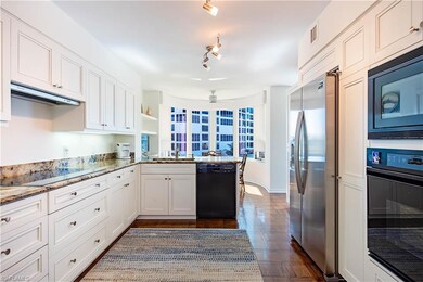 Park Shore Towers unit 5C, Naples, FL 34103 - photo 6