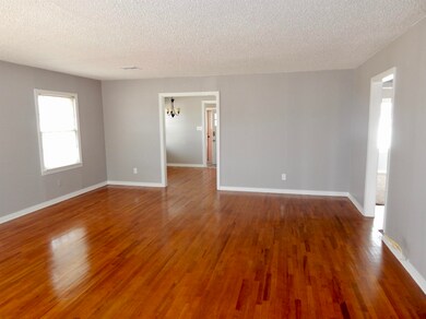 1311 W Chestnut Ave, Duncan, OK 73533 - photo 5