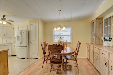 922 Hemlock St, Sebastian, FL 32976 - photo 5