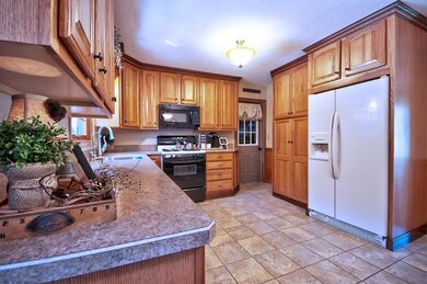 All Appliances Stay...Washer/Dryer Included