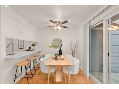 47 Eagle Crest Dr unit 26B, Lake Oswego, OR 97035 - photo 7