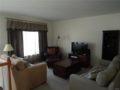 412 S Oak St, Freemansburg, PA 18017 - photo 3