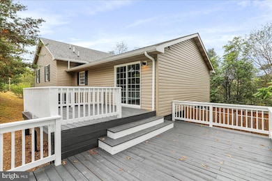 72 Pioneer Ln, Berkeley Springs, WV 25411 - photo 3