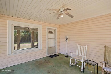 04-6156 James Rd