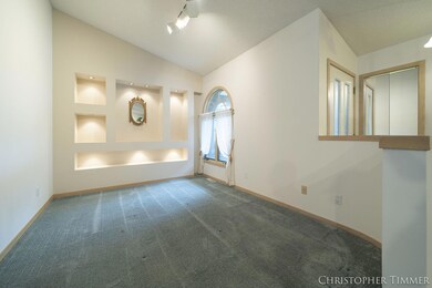 7-web-or-mls-583-crestview-st