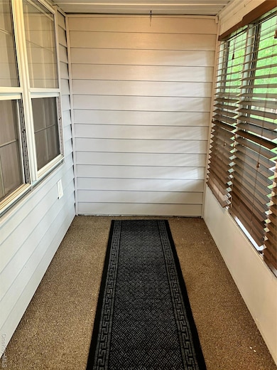 259 Newcastle Ct unit E, Ridge, NY 11961 - photo 4