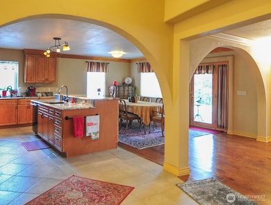 1055 N Jackson Place, East Wenatchee, WA 98802 - photo 6