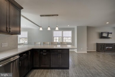 647 Pacific Ave, Atco, NJ 08004 - photo 5