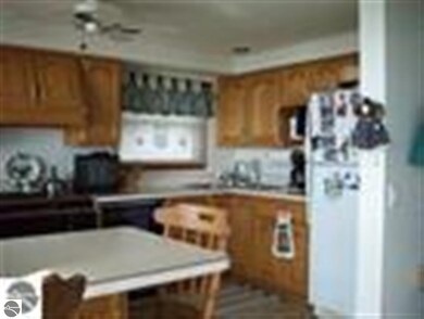 64 N Huron Rd, Au Gres, MI 48703 - photo 4