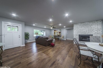 222 Conway Blvd, Conway, AR 72034 - photo 5