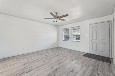 13838 S Elm Ave, Glenpool, OK 74033 - photo 6