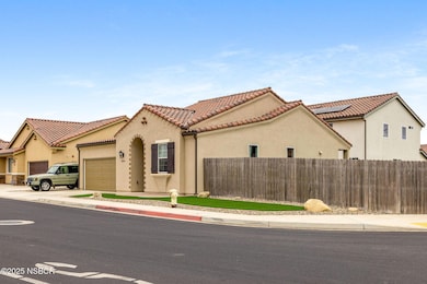 6-web-or-mls-4464-jalama-dr
