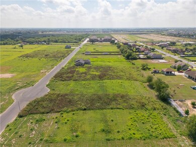 000 Sienna Dr, Weslaco, TX 78599 - photo 5