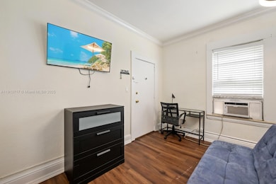 126 Mendoza Ave unit 5, Coral Gables, FL 33134 - photo 6