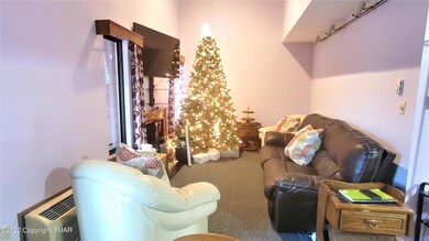 215 Falls Cir, Bushkill, PA 18324 - photo 2