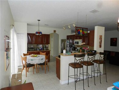 4733 NW 111th Ct, Doral, FL 33178 - photo 3