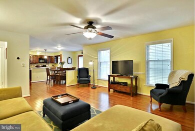 1211 Village Lake Dr, Davidsonville, MD 21035 - photo 6