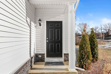 7237 Grant St, Merrillville, IN 46410 - photo 2