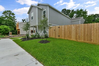 6802 Madrid St, Houston, TX 77021 - photo 3