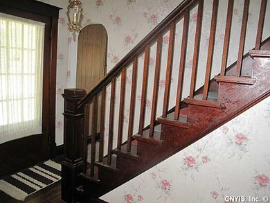 Foyer.