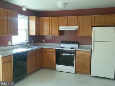 2000 Ashley Dr, Chambersburg, PA 17201 - photo 3