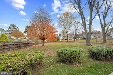 3 Meadow Mist Ct, Reisterstown, MD 21136 - photo 2