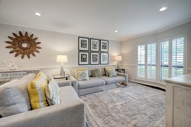 6155 Meadow Lake Ln, Houston, TX 77057 - photo 4