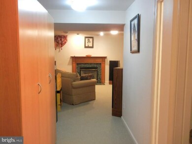 1806 Tiger Lily Cir unit 78, Woodbridge, VA 22192 - photo 3