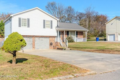 4309 Trelawny Ln, Powell, TN 37849 - photo 2