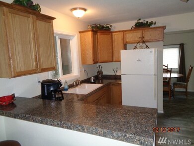 365 Baltimore St, Longview, WA 98632 - photo 4