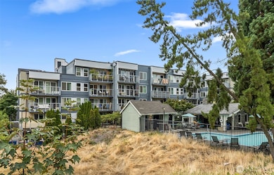 Harwood unit A304, Seattle, WA 98144 - photo 2