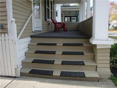 Porch - Open