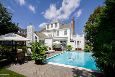 Pool deck