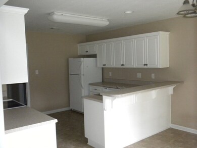 Eat-in Kitchen