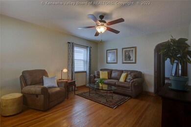 308 25th St, Dunbar, WV 25064 - photo 4
