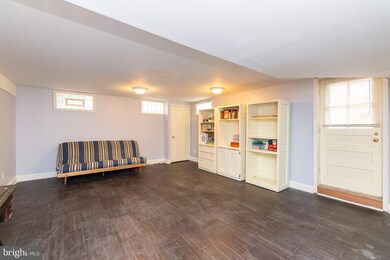 2 Wine Spring Garth, Towson, MD 21204 - photo 3