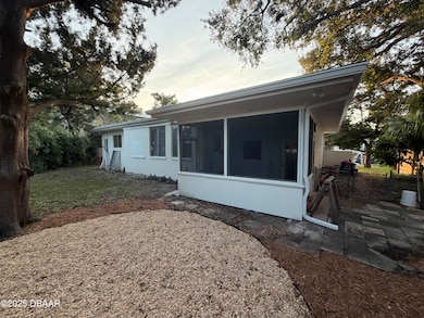 117 Magnolia Dr, Ormond Beach, FL 32176 - photo 2