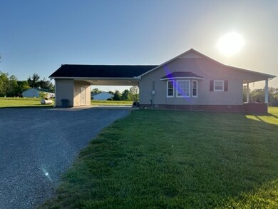 799 Old Center Church Rd, Shelbyville, TN 37160 - photo 3