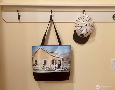 106 Flip Flop Ln, Oroville, WA 98844 - photo 5