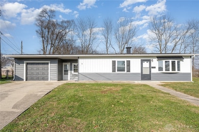 906 N Scott St, New Carlisle, OH 45344 - photo 2