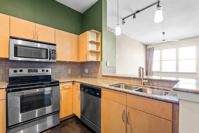 201 W Lancaster Ave unit 407, Fort Worth, TX 76102 - photo 5