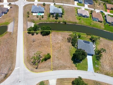 133 Fairway Rd, Rotonda West, FL 33947 - photo 7