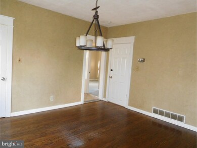 227 S Davis St, Woodbury, NJ 08096 - photo 6