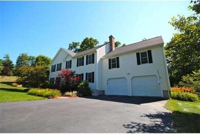 102 Conestoga Dr, Uxbridge, MA 01569 - photo 2