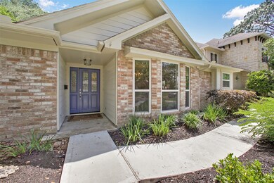 14127 Saint Marys Ln, Houston, TX 77079 - photo 4