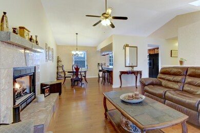 Living Room/ Dining Area