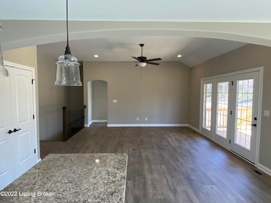 565 W Woodlake Cir, Mount Washington, KY 40047 - photo 3