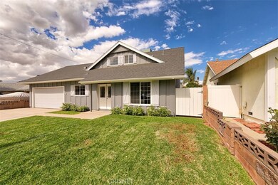 Large grass covered front yard!